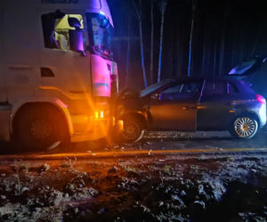 Wypadek na DK 10 w Białych Błotach! Spore utrudnienia dla kierowców [ZDJĘCIA] 