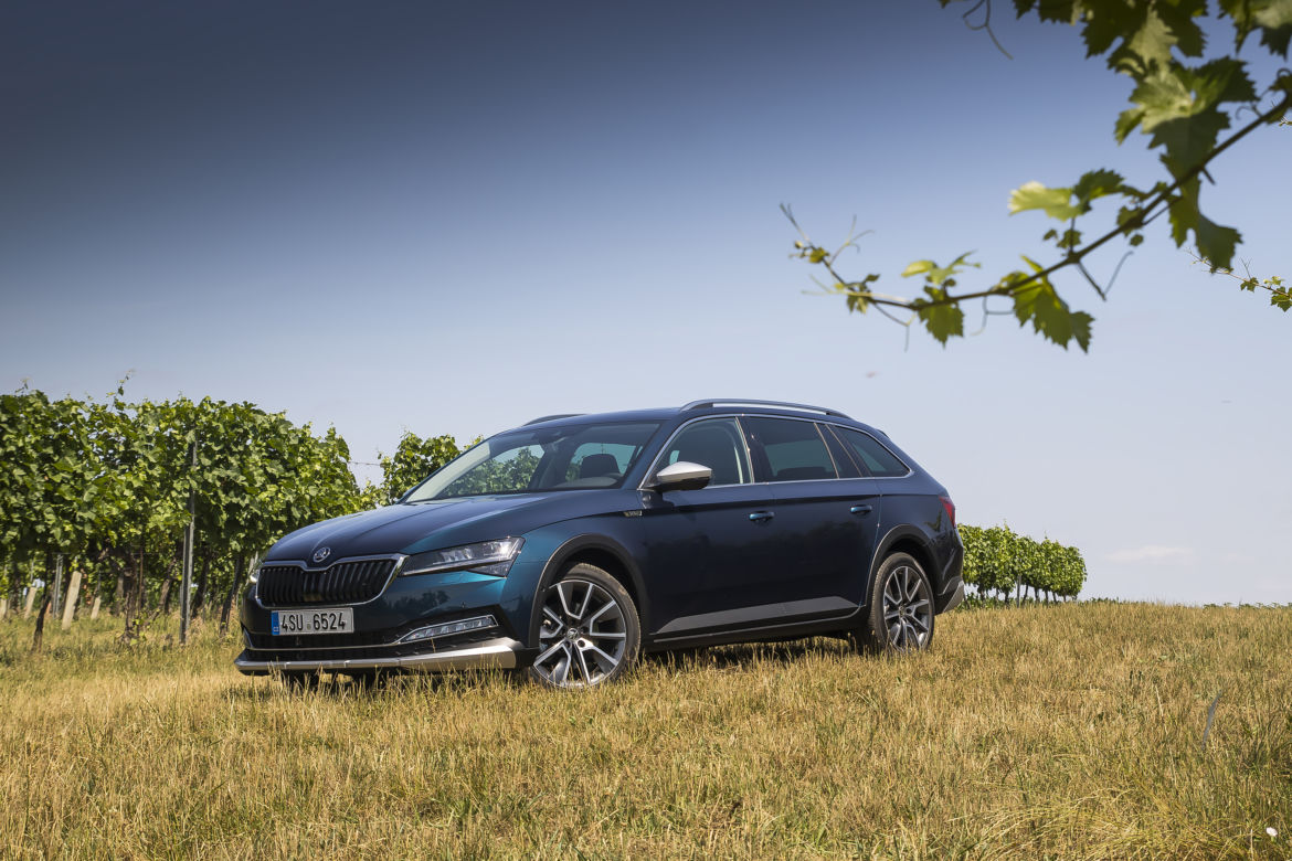 Skoda Superb Scout 2.0 TDI SCR 190 KM DSG7 4x4