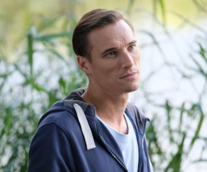 M jak miłość, odcinek 1909. Olek (Maurycy Popiel)