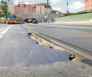 Tak remontują tramwajarze
