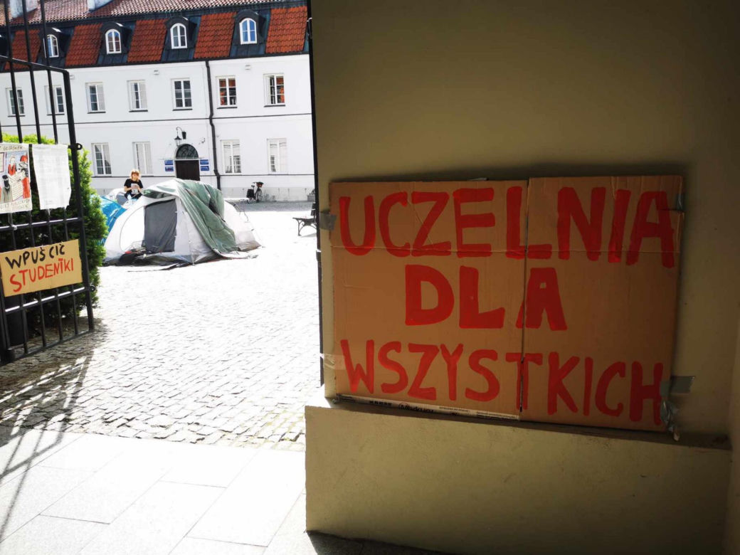 Bunt studentów na UW. Okupują siedzibę samorządu na Krakowskim Przedmieściu
