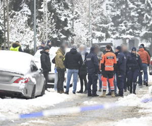 Makabra w Warszawie. Dwa ciała w mieszkaniu, nie oszczędził nawet psów. Nieoficjalnie: zabił rodziców