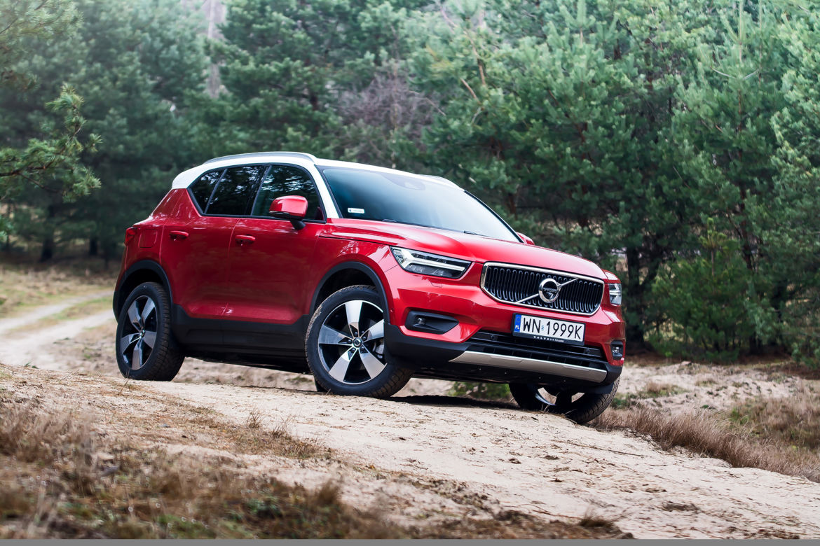 Volvo XC40 D4 AWD AT8 Momentum