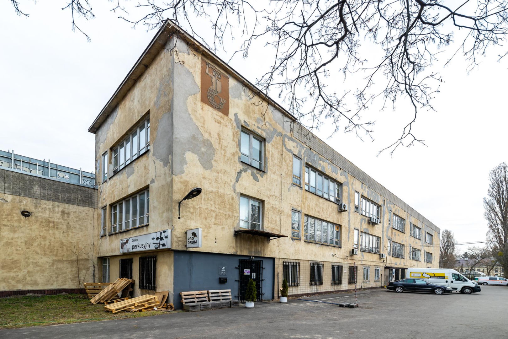 Dawna szkoła powszechna na Słomińskiego 1 w Warszawie