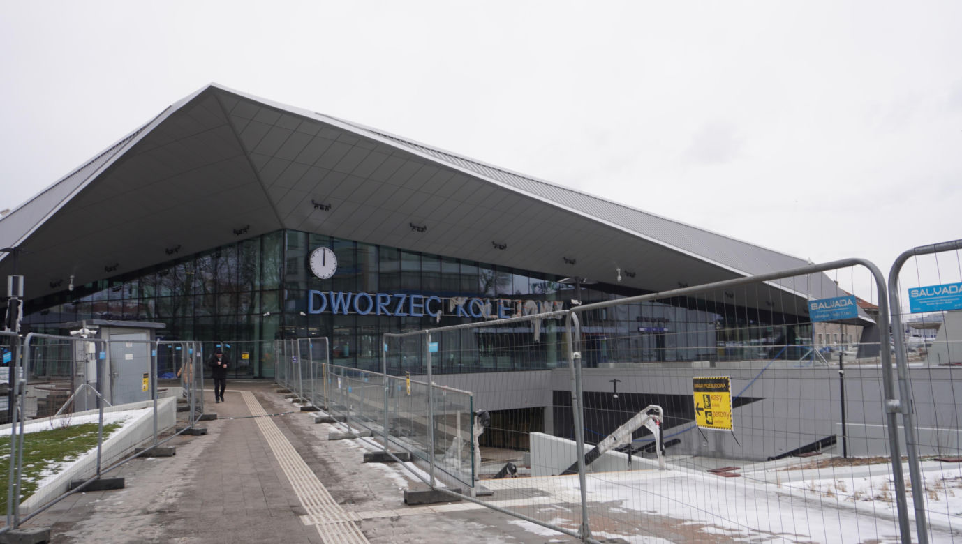 Nowy dworzec PKP w Olsztynie zostanie udostępniony w styczniu. Na jakim etapie są prace? [ZDJĘCIA]