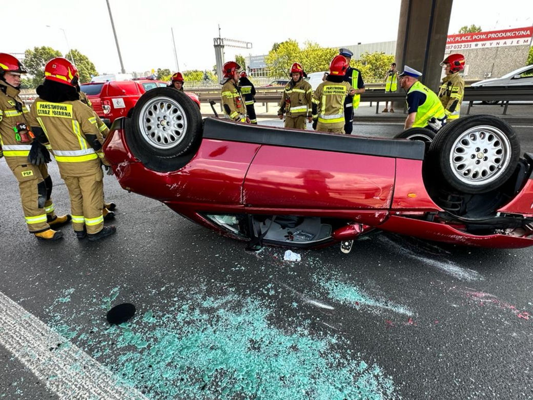  Lambo za 1,5 mln rozbite, alfa romeo na dachu. Wielkie kraksy w Warszawie