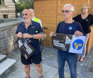 Protest w Nowym Sączu przeciwko zmianom w ustawie o radiofonii i telewizji