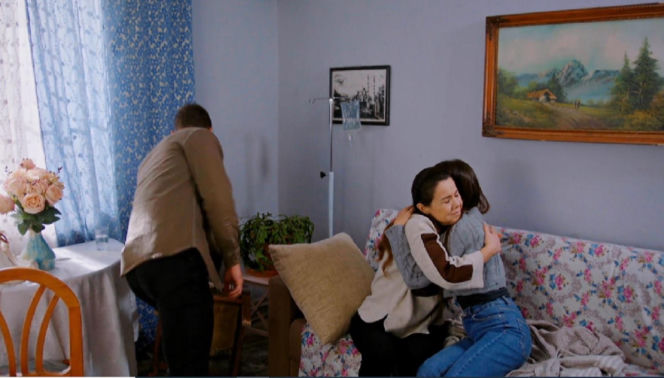 Miłość i nadzieja, odcinek 355. Cihan, Gonul, Zeynep