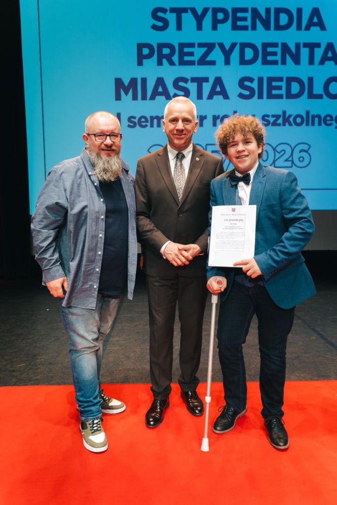 Najzdolniejsi uczniowie odebrali stypendia Prezydenta Miasta Siedlce