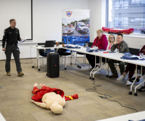 Aptekarze ćwiczą na wypadek wojny. Pierwsze takie szkolenie w Warszawie
