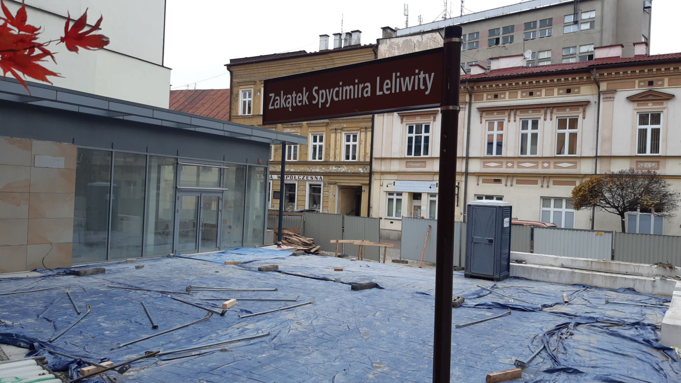 Wznowiono prace przed półbaszcie