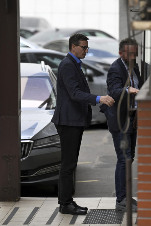 Morawiecki pod specjalnym nadzorem
