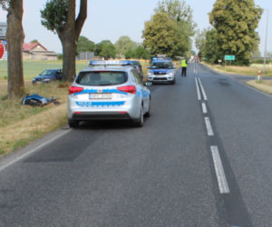 Groźny wypadek w powiecie świeckim. Sprawca uciekł z miejsca wypadku! [ZDJĘCIA]