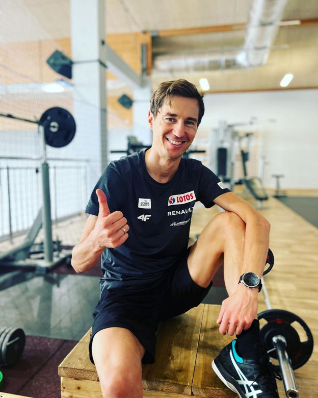 Kamil Stoch w letniej odsłonie