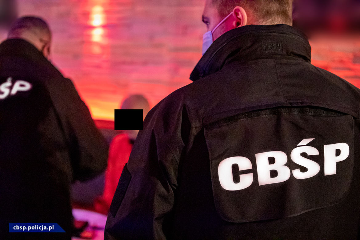 AKCJA CBŚP w łódzkim klubie nocnym. Wynajmowali pokoje, w pakiecie oferując SEKS ZA PIENIĄDZE
