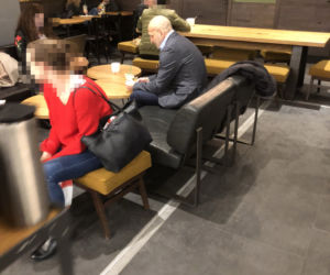 Kazimierz Marcinkiewicz płaci czarną ekskluzywną kartą