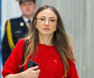 Krótszy tydzień pracy coraz bliżej? Minister podała termin