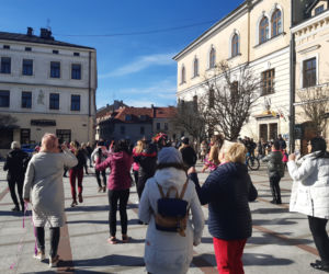 Taniec przeciw przemocy w Tarnowie