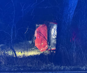 Makabryczne dachowanie auta na Mazowszu. 41-latek zginął uwięziony w blaszanej pułapce