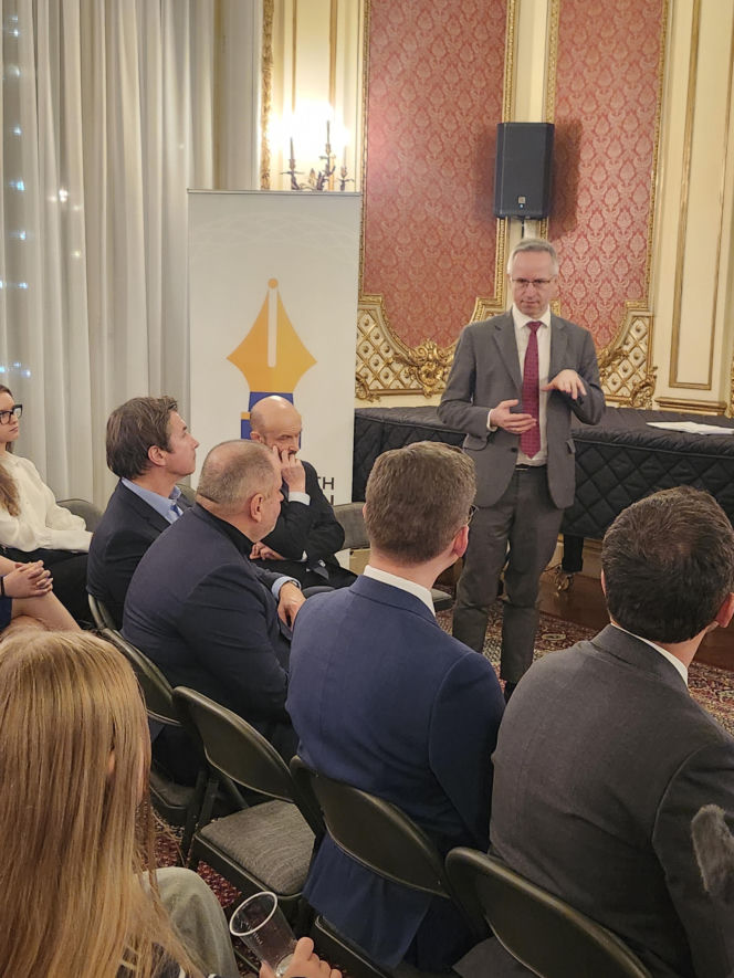 W Nowym Jorku namawali do studiów w Warszawie