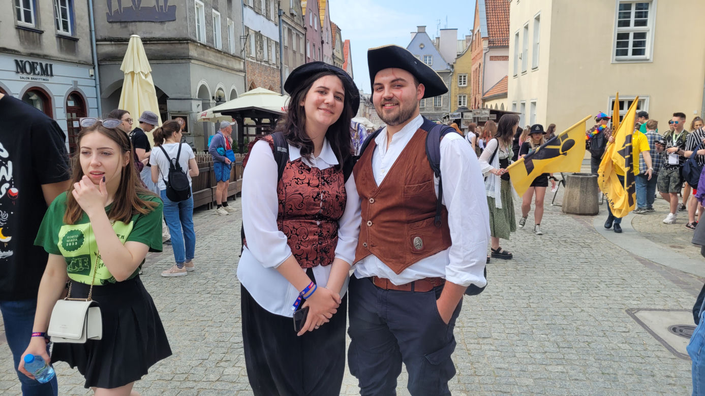 Kortowiadę czas zacząć! Kolorowa Parada Wydziałów przeszła ulicami Olsztyna [ZDJĘCIA]