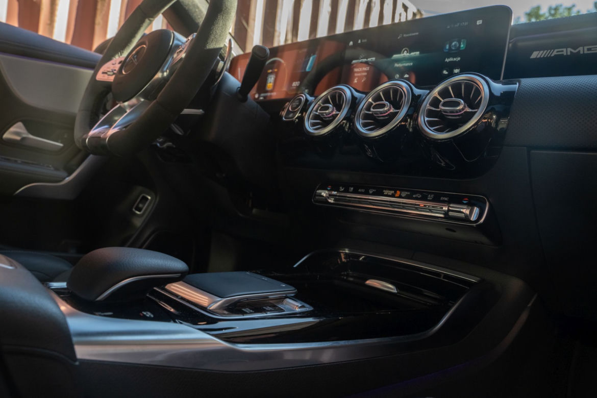 Mercedes-AMG CLA 45 S 4MATIC+ Shooting Brake