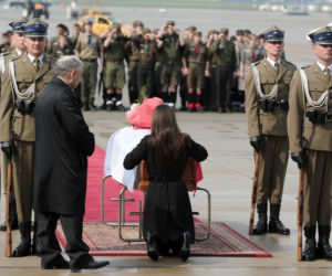 Trumna z ciałem Marii Kaczyńskiej