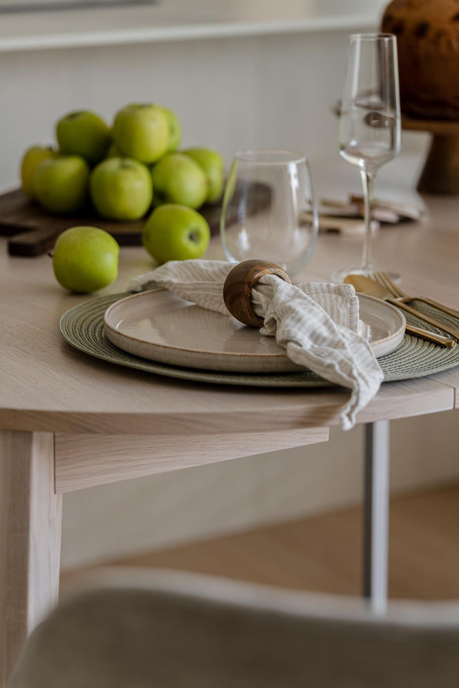 Mieszkanie w jasnych kolorach od KODO