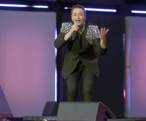 Zaczynał od rocka, dziś jest królem disco polo. Tak przez lata zmieniał się Radek Liszewski
