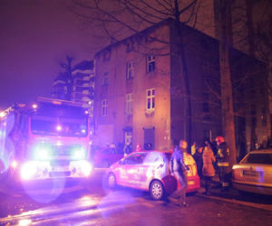 Podpaliła kochanka i patrzyła, jak płonie