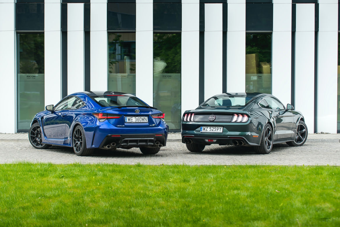 Lexus RC F Carbon 5.0 V8 vs. Ford Mustang Bullitt 5.0 V8