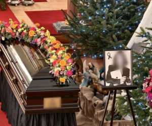 Kolorowe kwiaty okryły trumnę Anity. Wzruszające słowa księdza. Każdy z nas chciałby mieć taki pogrzeb