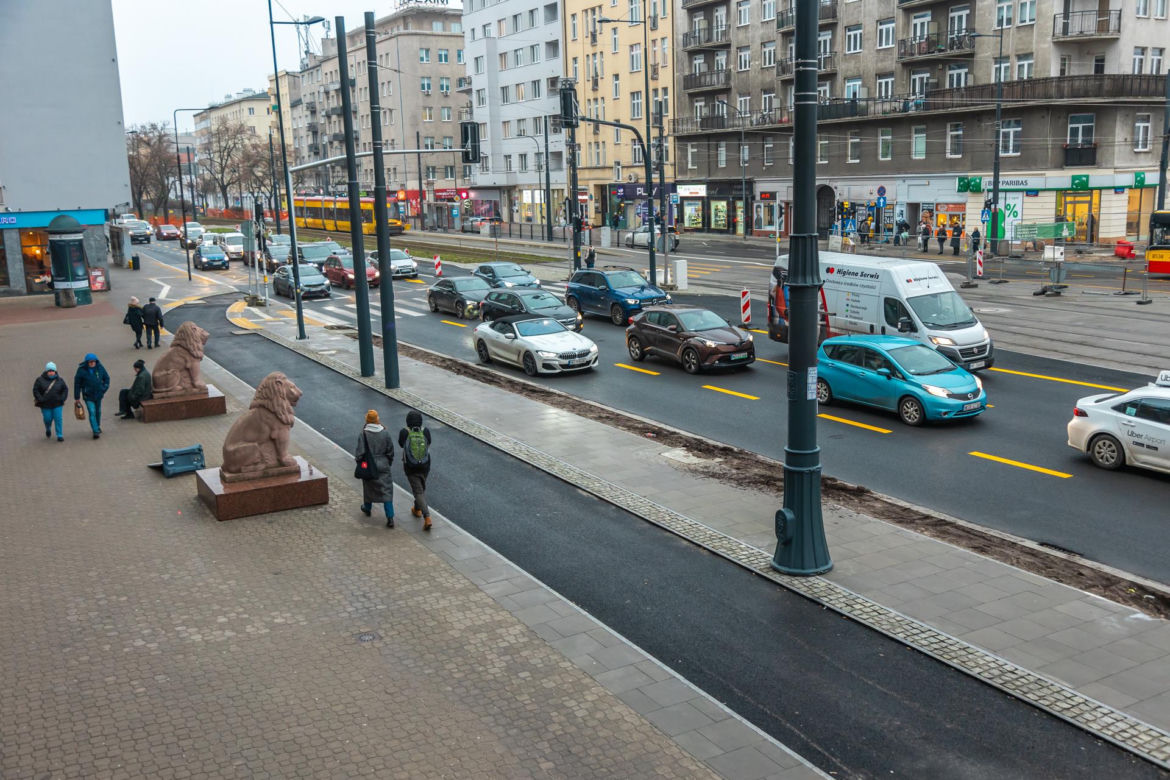 Budowa tramwaju na Rakowieckiej w Warszawie w styczniu 2025 r.