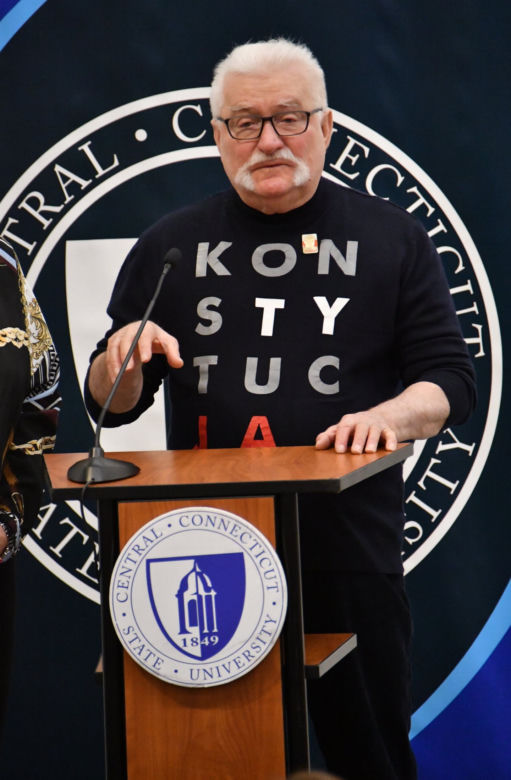 Lech Wałęsa. Zarobiłem w USA ponad 200 000 zł