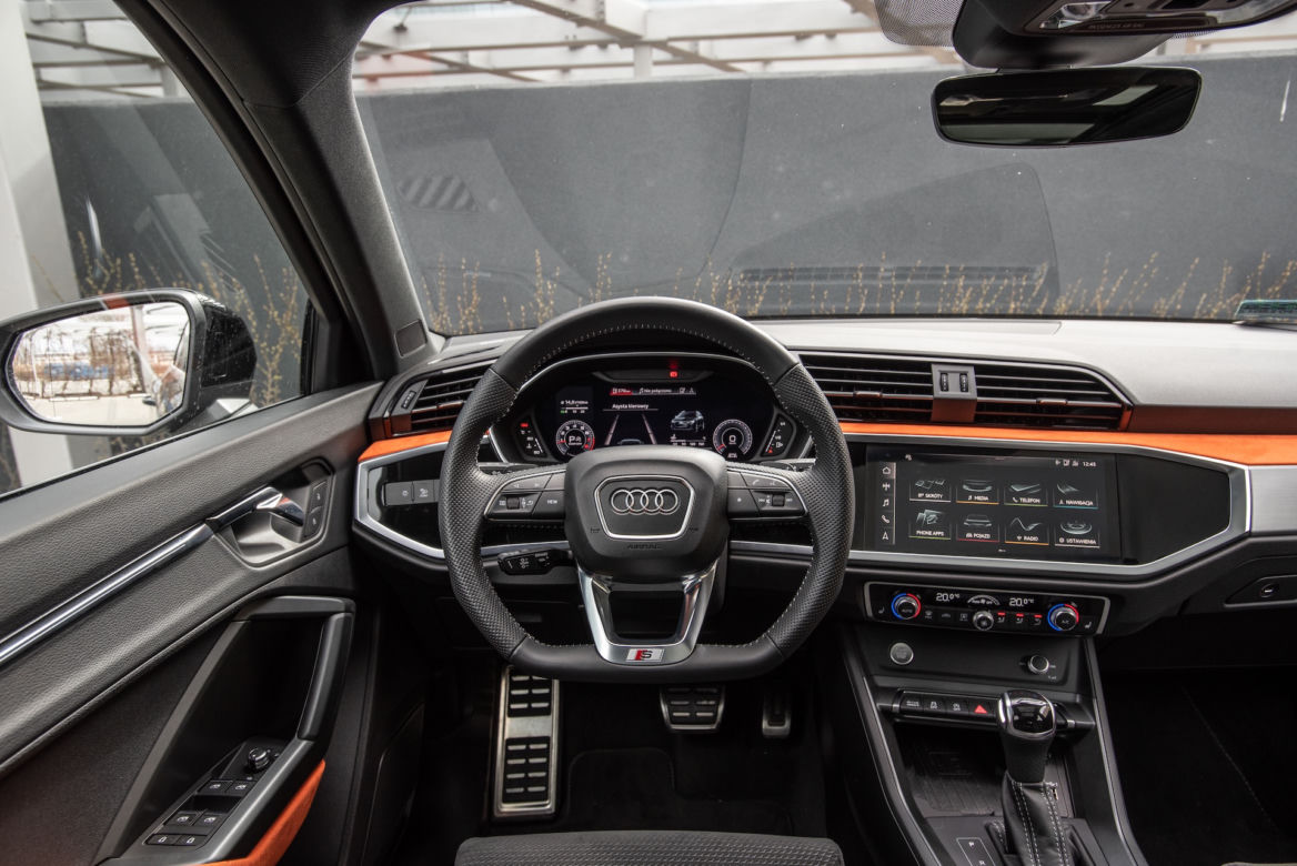 Audi Q3 S line 45 TFSI quattro S tronic 