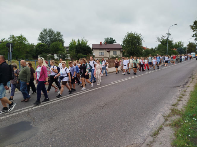 Siedleccy pielgrzymi są już w drodze na Jasną Górę. 46. pielgrzymka piesza z Siedlec do Częstochowy wyruszyła 2 sierpnia