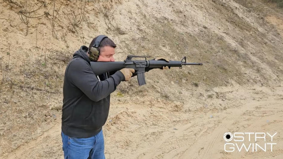 Niemiecki pistolet maszynowy MP 38