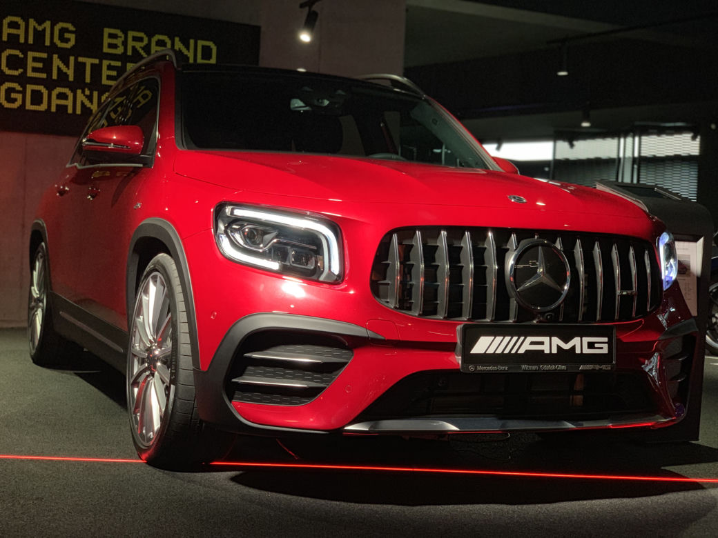 Premiery AMG w AMG Brand Center