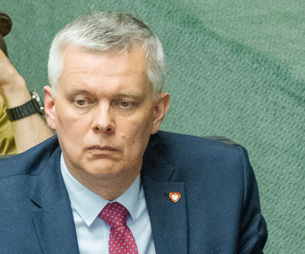 Minister Tomasz Siemoniak w Sejmie. O jego opinii na temat dostępu do broni przeczytasz na SE Polityka.