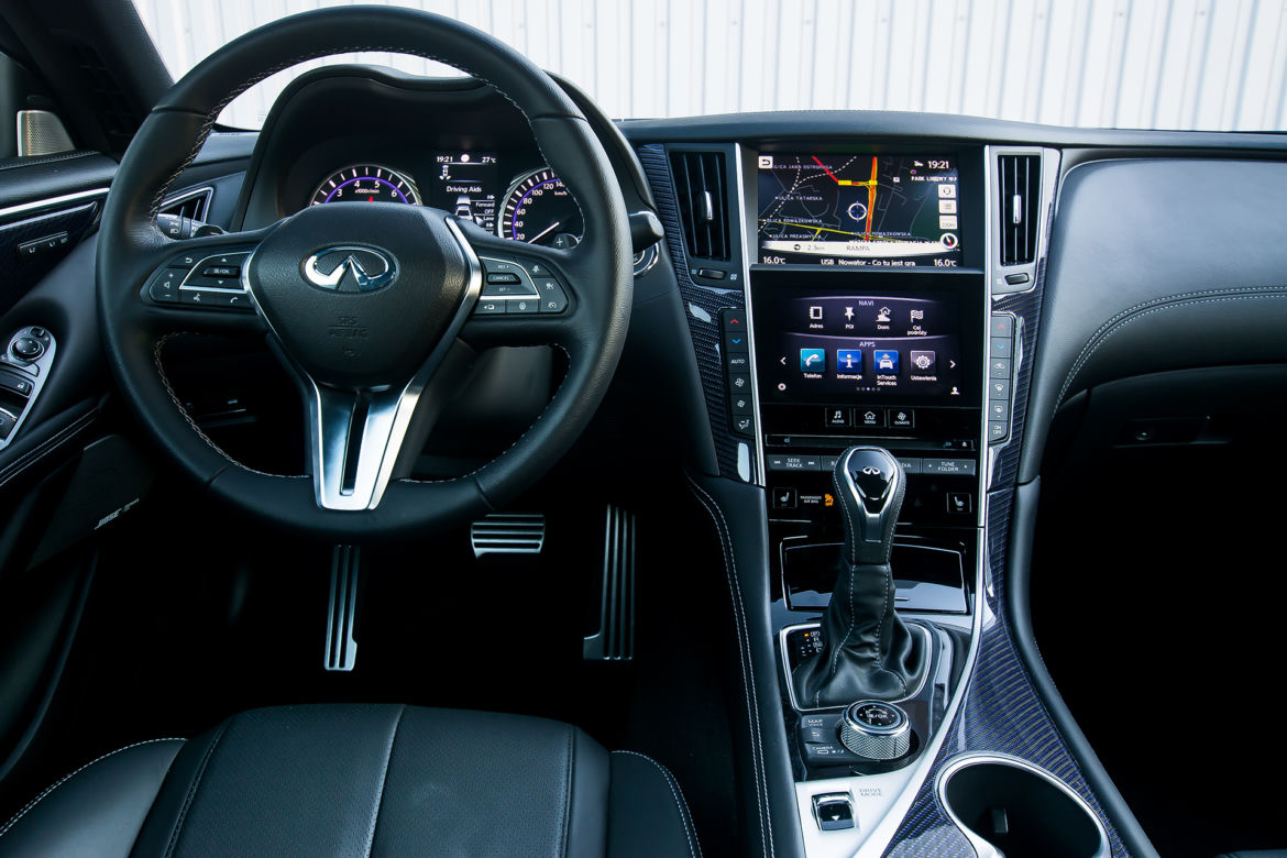 Infiniti Q60 3.0 V6 TwinTurbo AT AWD Sport Tech