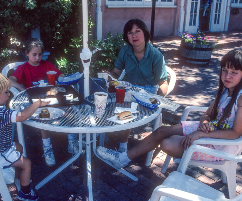 „Znowu krzyczę jak moja matka!”. Jak przerwać pokoleniowe błędy wychowawcze?