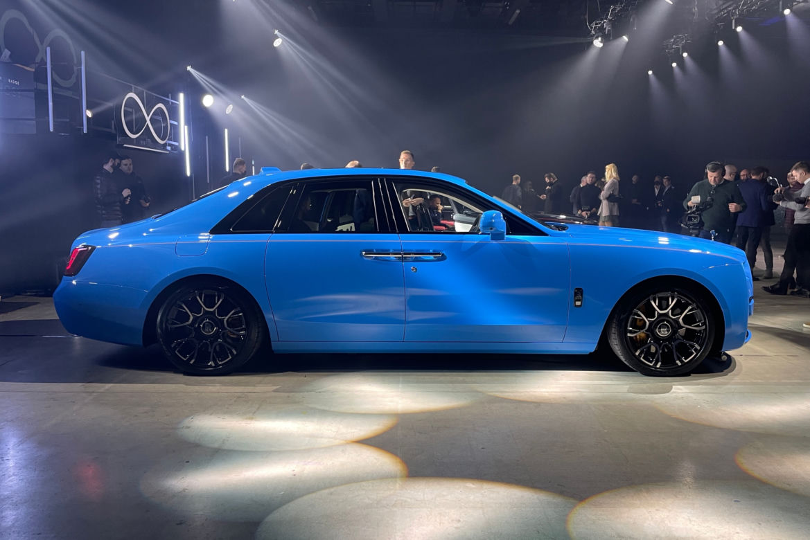 Rolls-Royce Black Badge Ghost