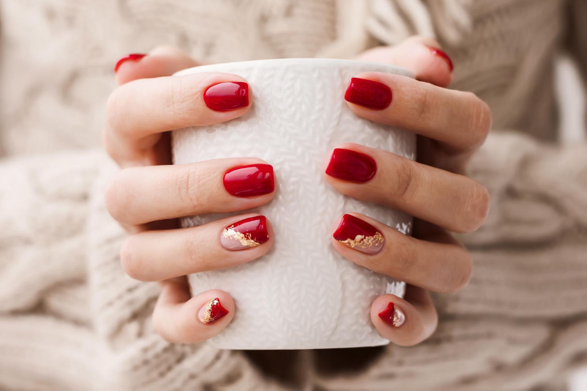 Świąteczny manicure