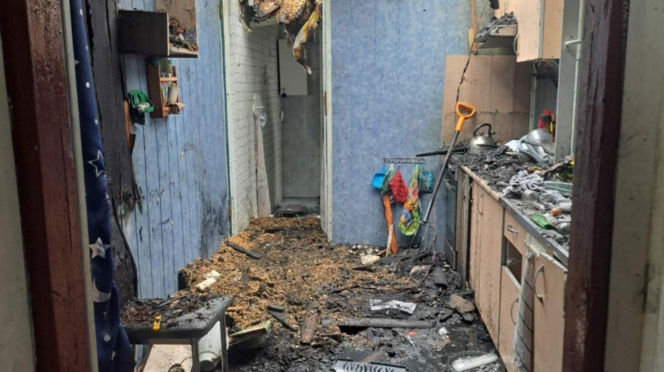 Jako strażak ratował życie i dorobek innych. Teraz ogień zniszczył jego dom