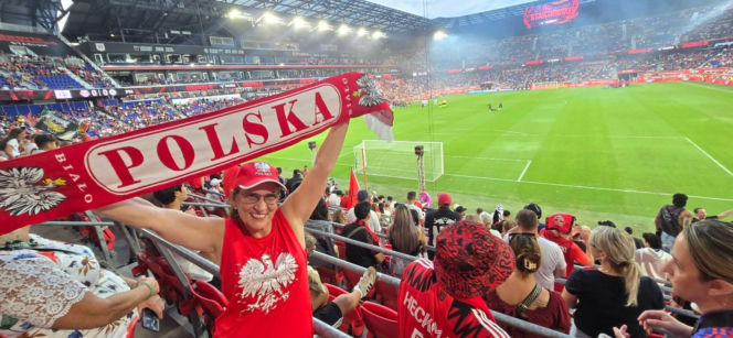 Lewandowski porwał Polonię! Tysiące kibiców czekały na niego w New Jersey