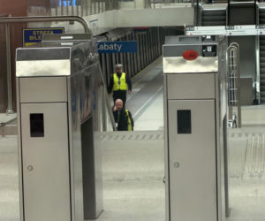 Wypadek śmiertelny w metrze! Duże utrudnienia dla podróżnych