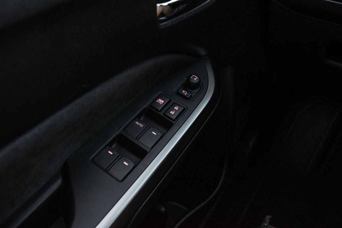 Suzuki Vitara Hybrid Elegance 1.4 Boosterjet 6MT