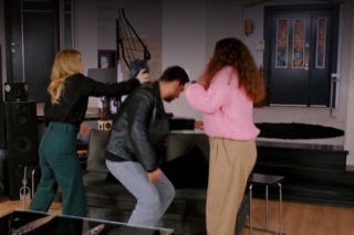 Miłość i nadzieja, odcinek 364: Niebezpieczna Seda zaatakuje! Jej ofiarą padnie Gokhan! – ZDJĘCIA