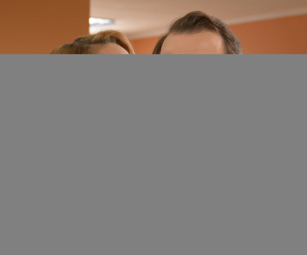 Pierwsza miłość. Bartek (Rafał Kwietniewski), Izabela (Joanna Kupińska)