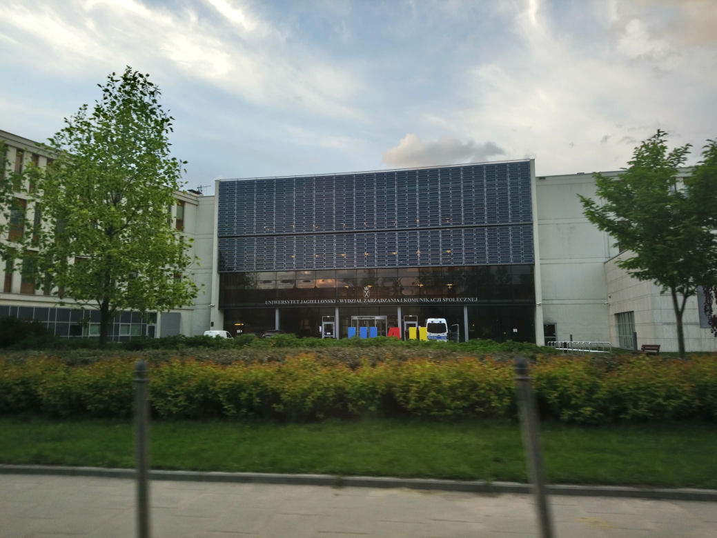 Kraków: Akcja policji na kampusie Uniwersytetu Jagiellońskiego, studenci zaniepokojeni